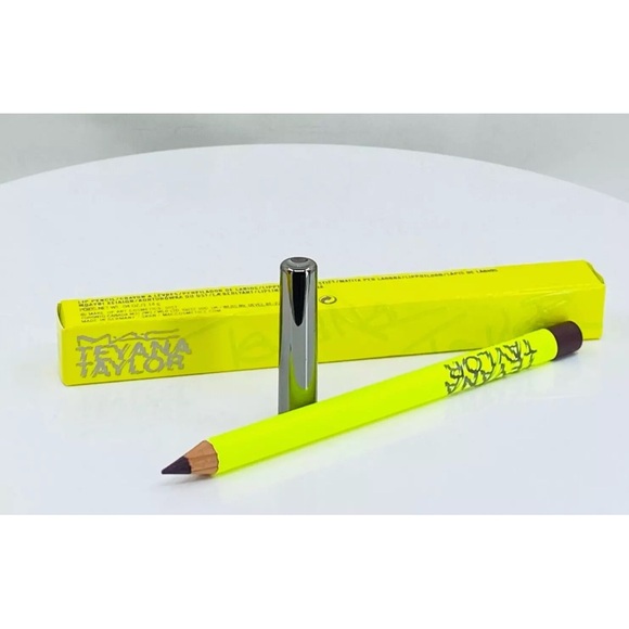 MAC Teyana Taylor Cosmetics Lip Liner - Vibrant Deep Brown - Cyber World - Picture 3 of 3